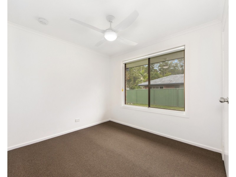 33 Bosun Parade, Ashmore QLD 4214