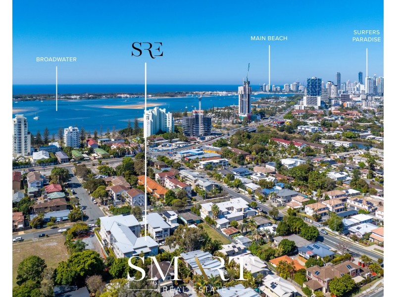 17/8-10 Ahern Street, Labrador QLD 4215