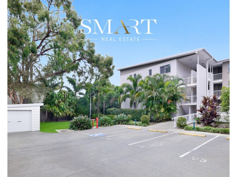 17/8-10 Ahern Street, Labrador QLD 4215