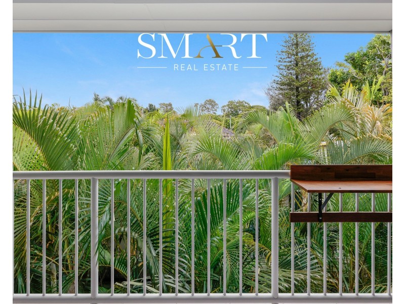 17/8-10 Ahern Street, Labrador QLD 4215