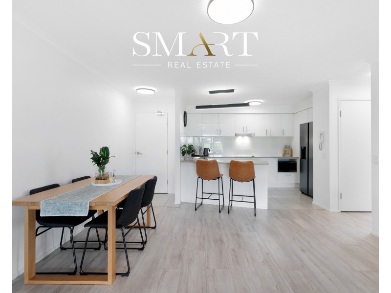 17/8-10 Ahern Street, Labrador QLD 4215