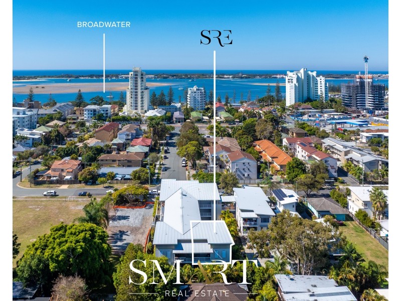 17/8-10 Ahern Street, Labrador QLD 4215