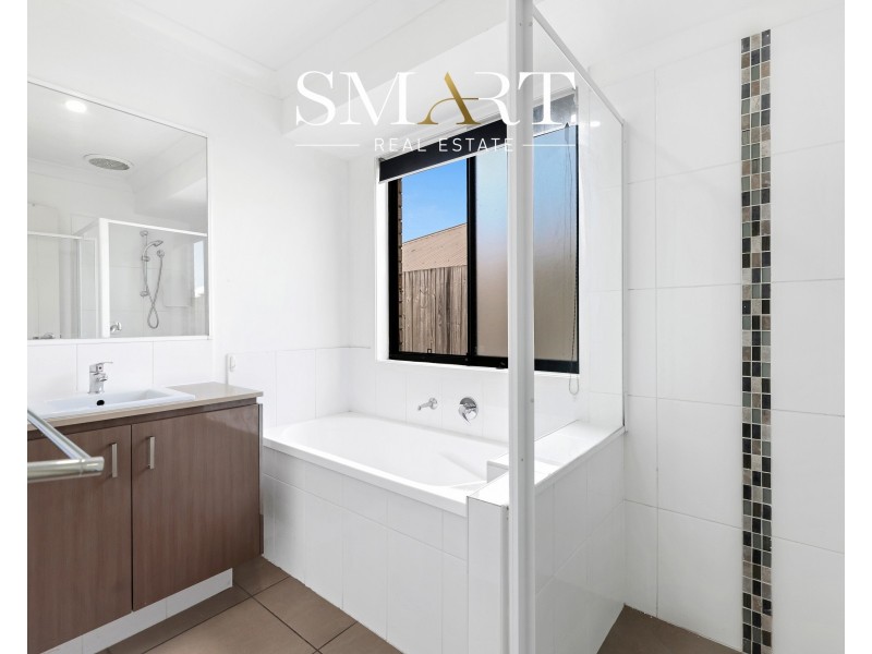 34 Percy Earl Crescent, Pimpama QLD 4209