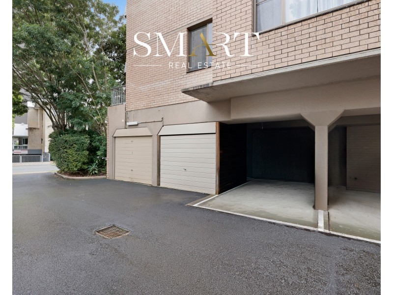 303/3 Oak Avenue, Surfers Paradise QLD 4217