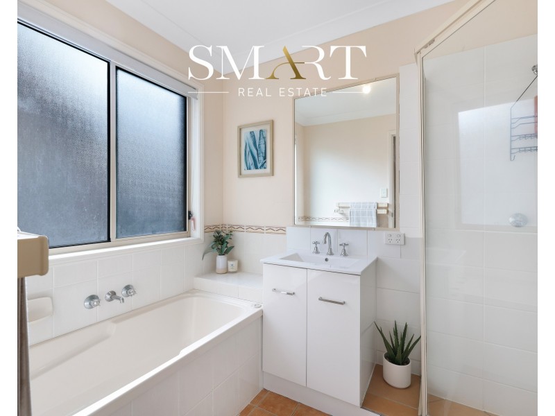 1 Orion Court, Molendinar QLD 4214