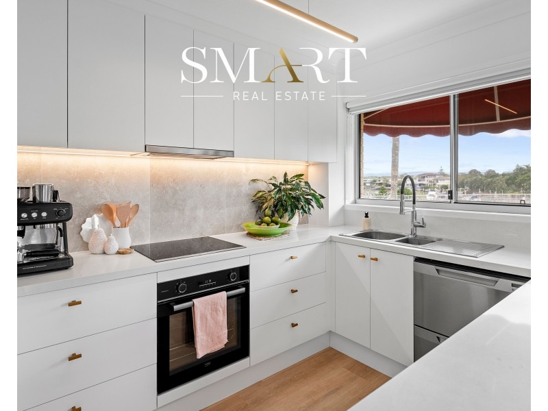 8/192 Ferny Avenue, Surfers Paradise QLD 4217