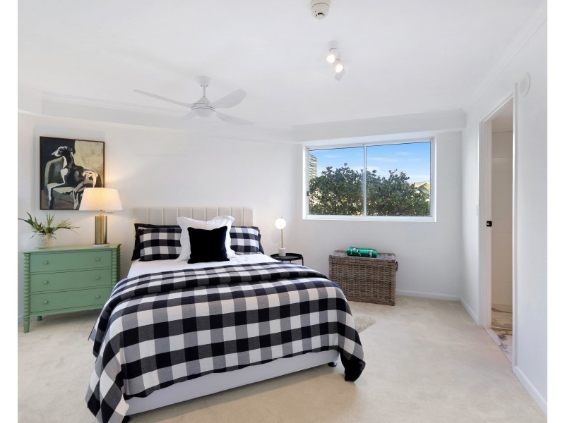 29/132-138 Ferny Avenue, Surfers Paradise QLD 4217