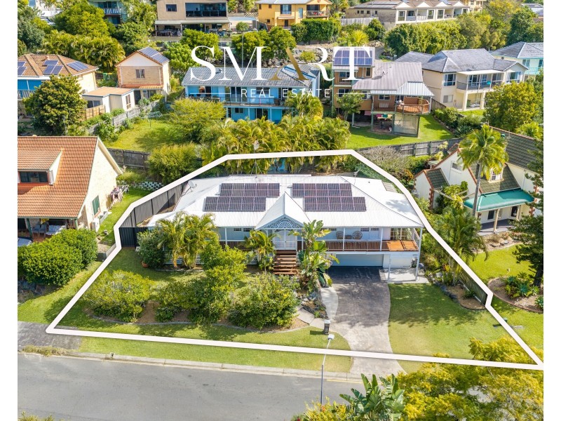 42 Paddington Drive, Carrara QLD 4211