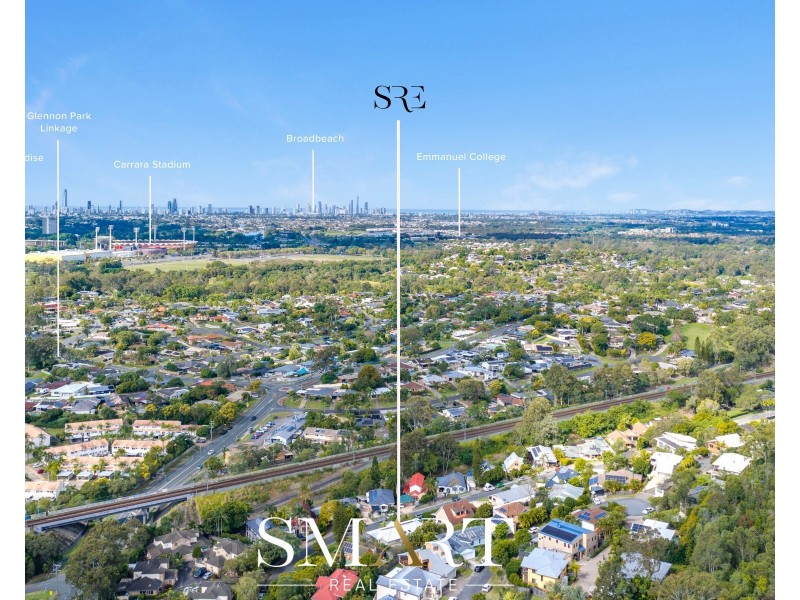 42 Paddington Drive, Carrara QLD 4211