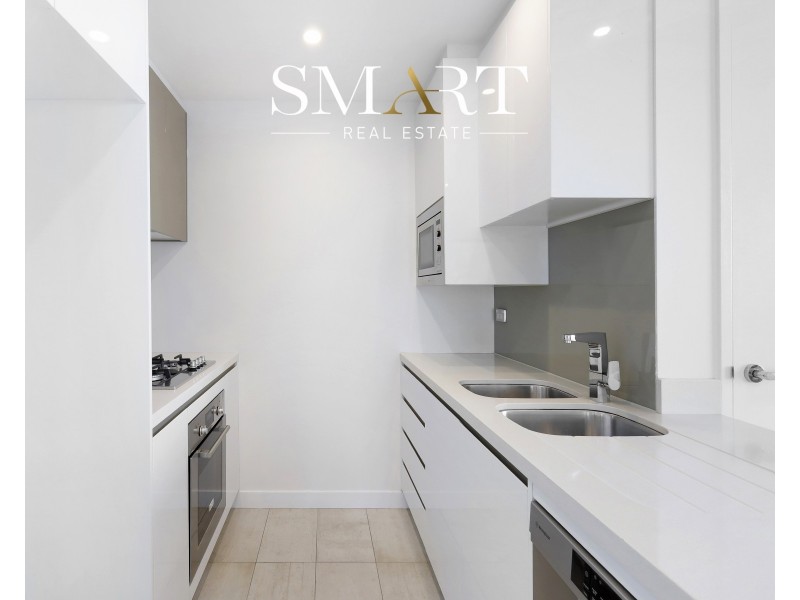 3209/2 Como Crescent, Southport QLD 4215