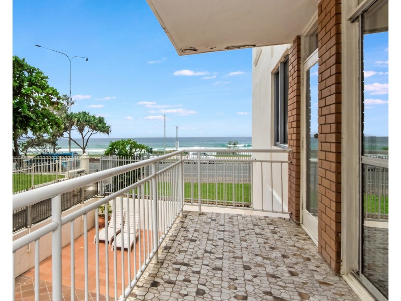 8/120 The Esplanade, Surfers Paradise QLD 4217