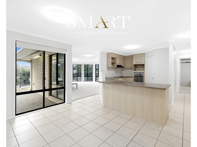 5-7 Brixton Court, Tallai QLD 4213