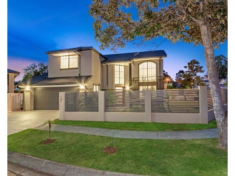 47 Clear River Boulevard, Ashmore QLD 4214