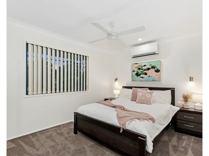 47 Clear River Boulevard, Ashmore QLD 4214