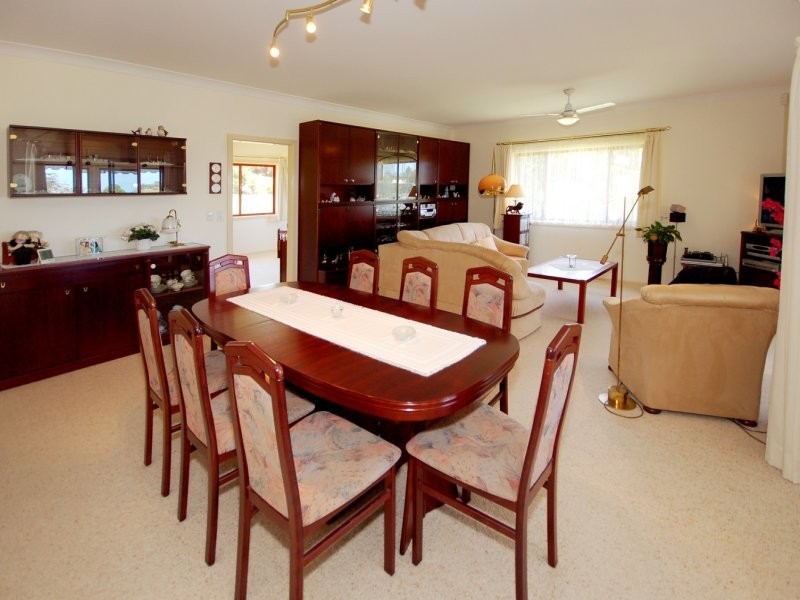 17 Gresham Drive, Woolgoolga NSW 2456