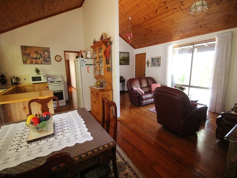 52 Lovetts Road, Korora NSW 2450
