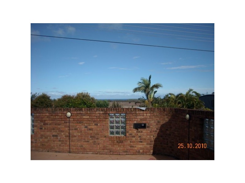 5 Perry Drive, Coffs Harbour NSW 2450