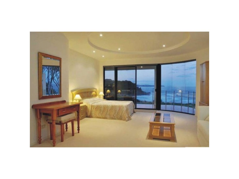 2/17 Charlesworth Bay Road, Coffs Harbour NSW 2450