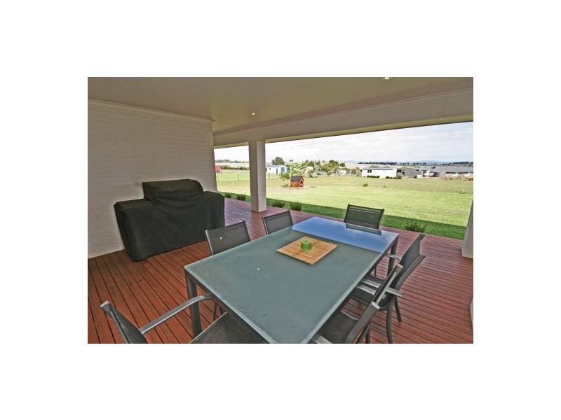 393 Forest Road, Moore Creek NSW 2340