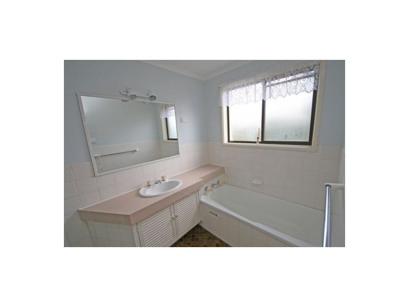 38 Kinarra Street, Tamworth NSW 2340