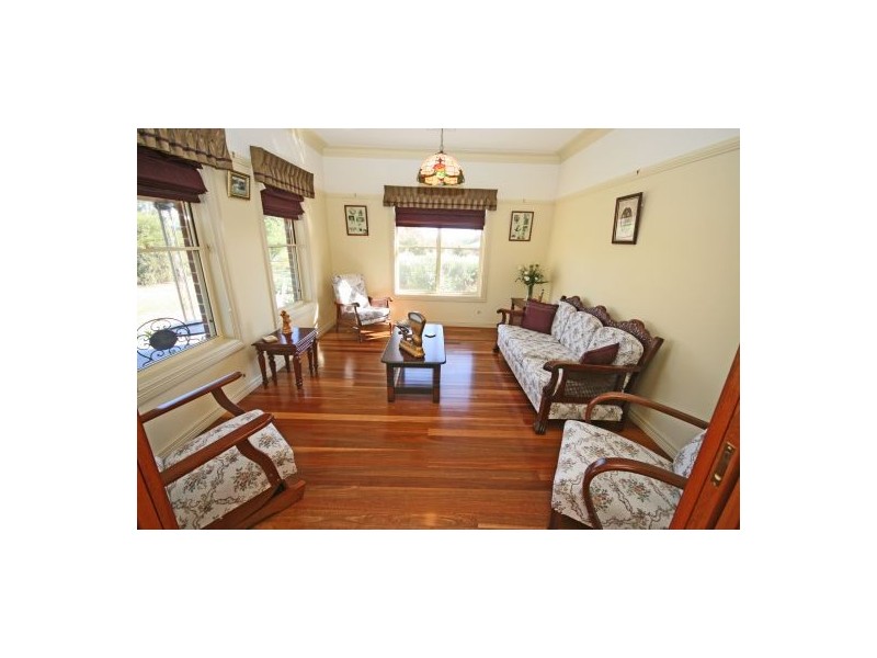 1 Narran Place, Tamworth NSW 2340