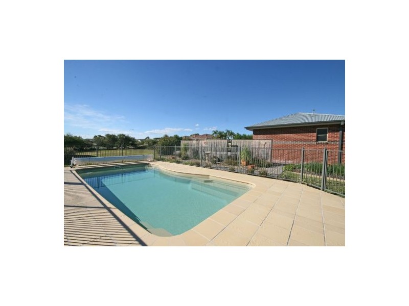 1 Narran Place, Tamworth NSW 2340