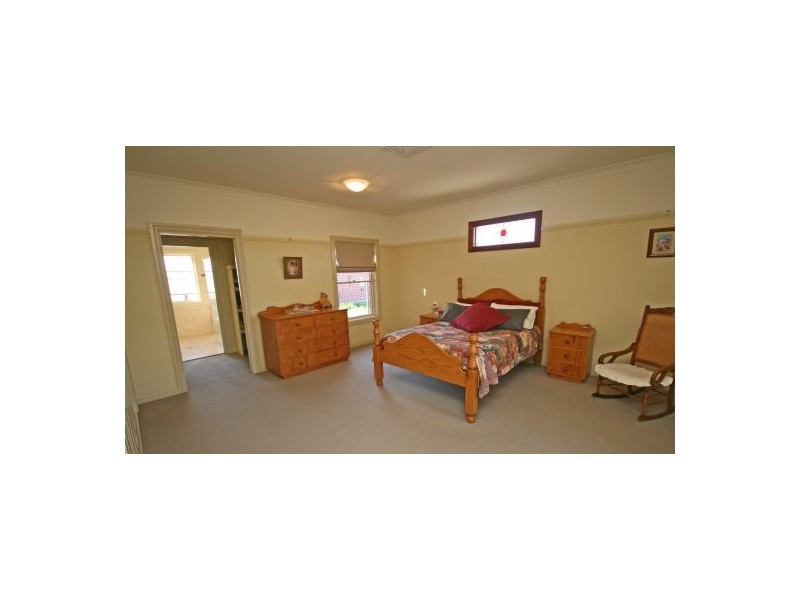 1 Narran Place, Tamworth NSW 2340