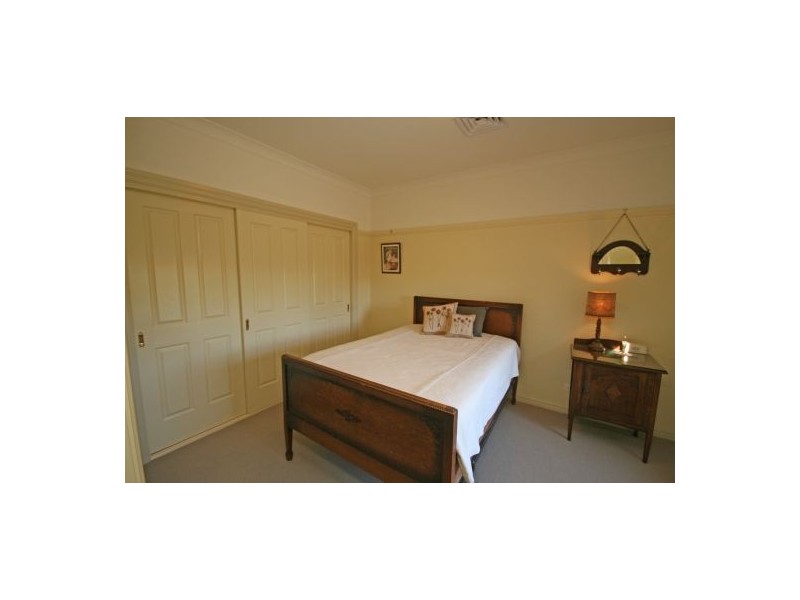 1 Narran Place, Tamworth NSW 2340