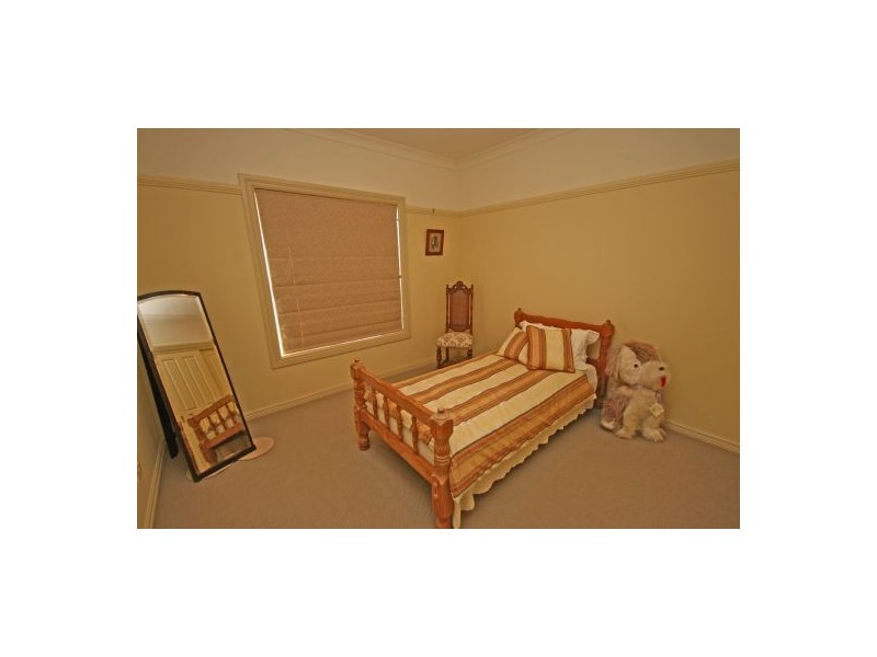 1 Narran Place, Tamworth NSW 2340