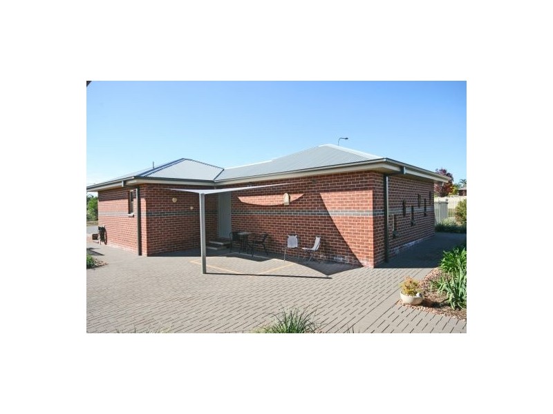 1 Narran Place, Tamworth NSW 2340