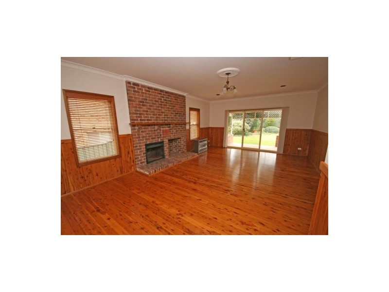 16 The Terrace, Tamworth NSW 2340