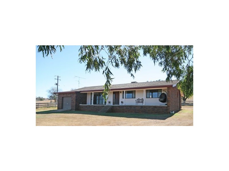1035 Moore Creek Road, Tamworth NSW 2340