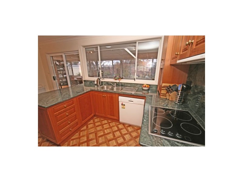 20 Waree Drive, Tamworth NSW 2340