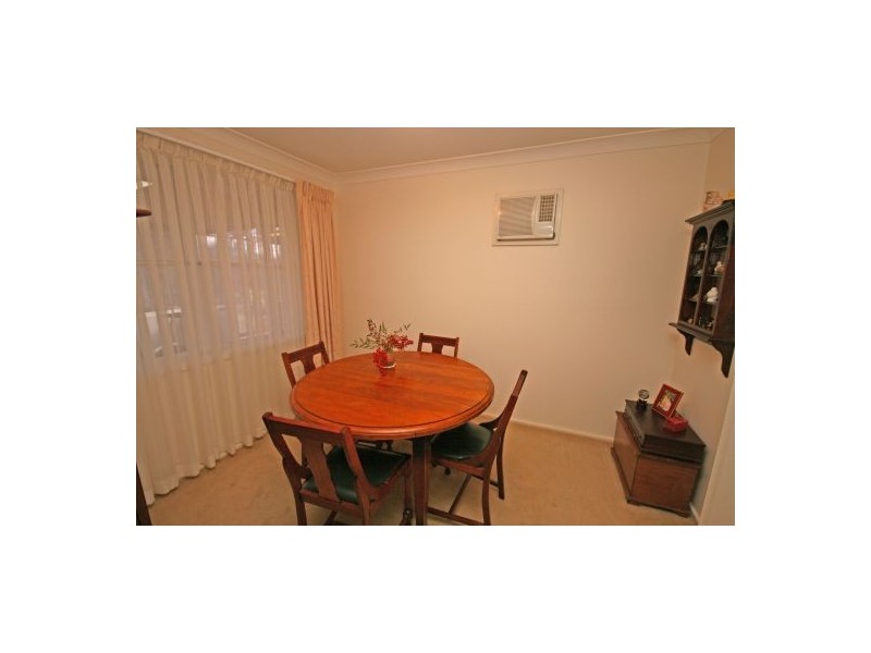 20 Waree Drive, Tamworth NSW 2340