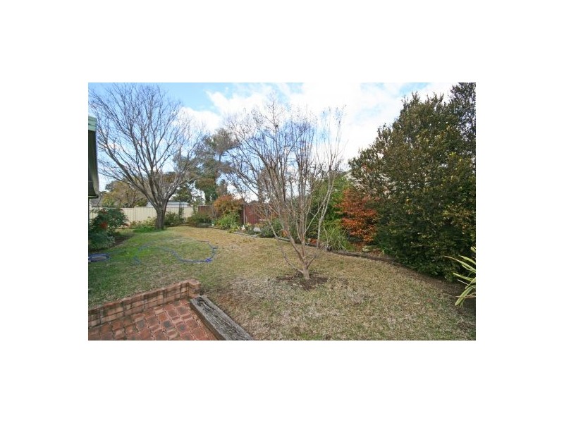 20 Waree Drive, Tamworth NSW 2340
