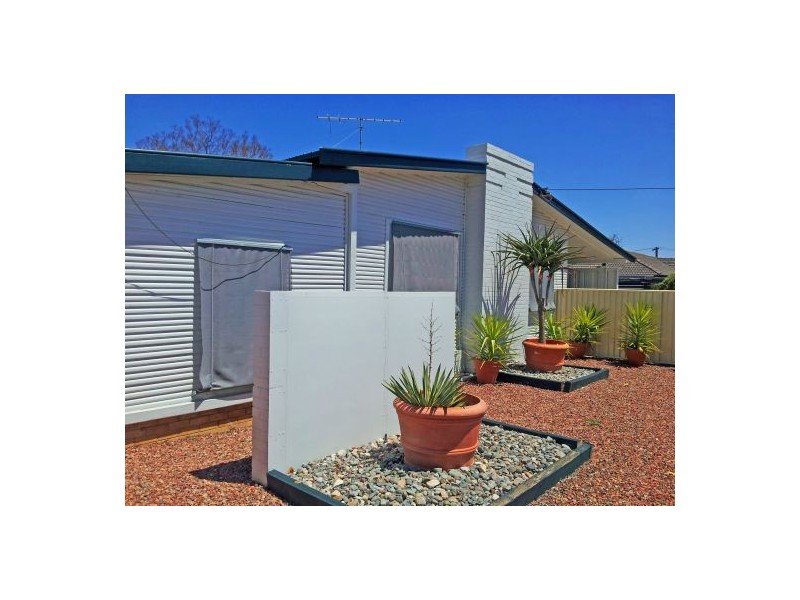 8 Jenkin Street, Tamworth NSW 2340