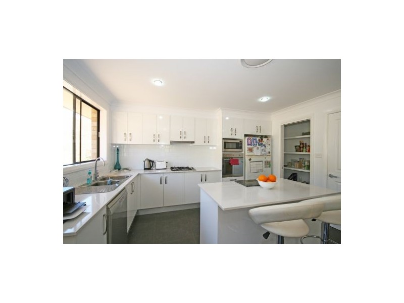 6 Bibil Close, Tamworth NSW 2340