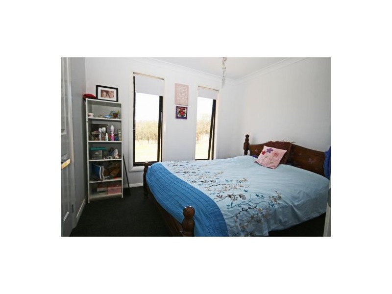 6 Bibil Close, Tamworth NSW 2340