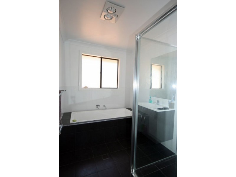 6 Bibil Close, Tamworth NSW 2340