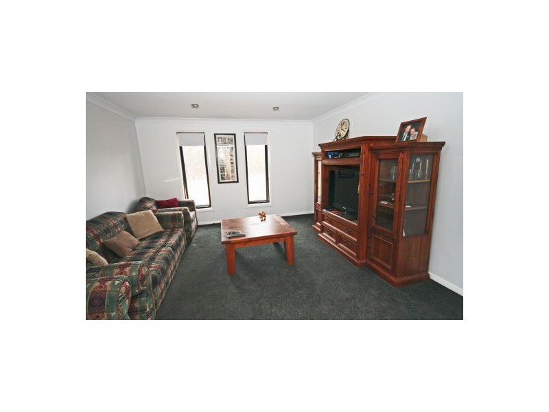 6 Bibil Close, Tamworth NSW 2340