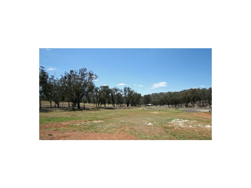 6 Bibil Close, Tamworth NSW 2340