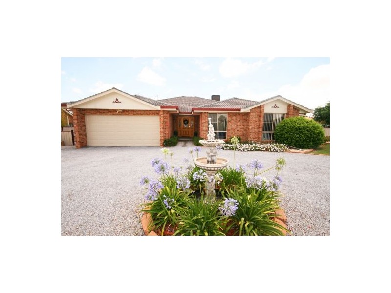 31 Coorigil Street, Tamworth NSW 2340