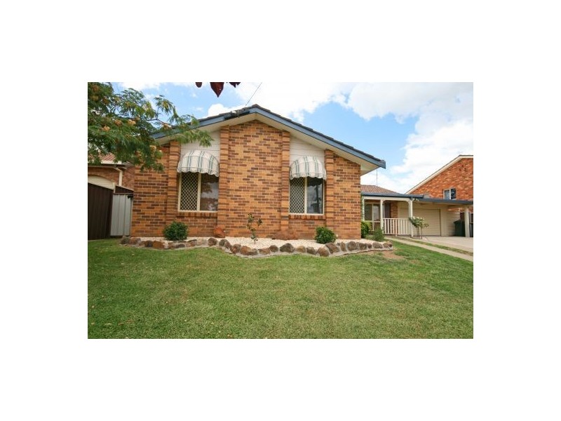 97 Garden Street, South Tamworth NSW 2340