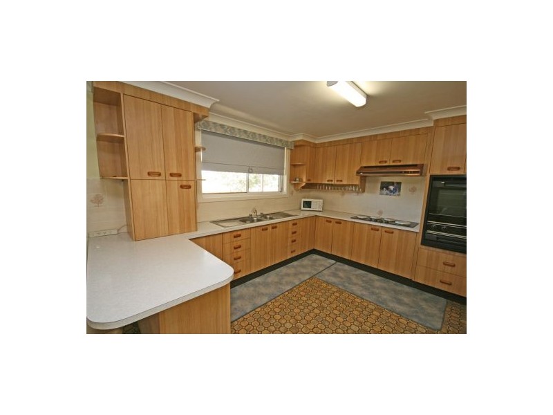 10 Anchor Road, Tamworth NSW 2340