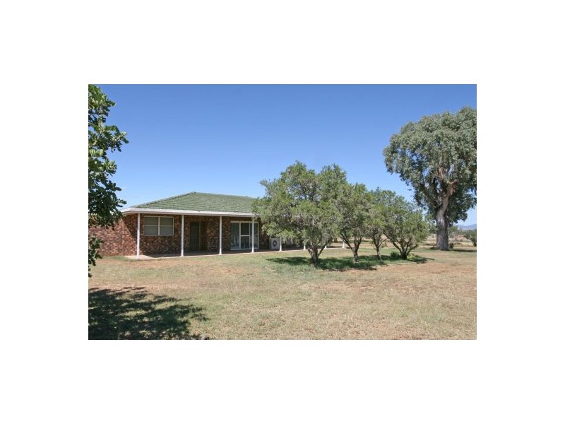 10 Anchor Road, Tamworth NSW 2340