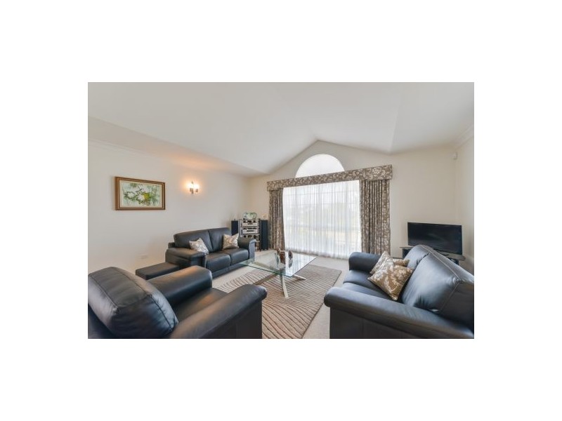 28 Caloola Street, Tamworth NSW 2340