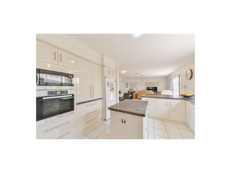 28 Caloola Street, Tamworth NSW 2340