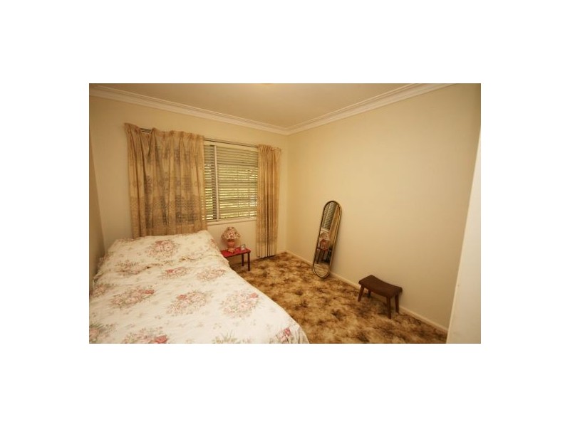 42 Chelmsford Street, Kootingal NSW 2352