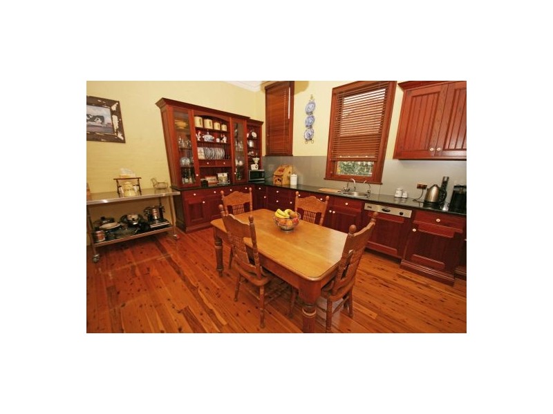 83 Upper Street, Tamworth NSW 2340