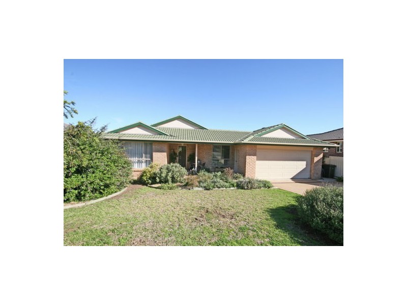 12 Woodside Road, East Tamworth NSW 2340